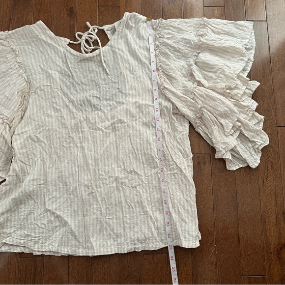Pilcro anthropologie flutter sleeve size large cream and white stripes Sybil top - Picture 10 of 11